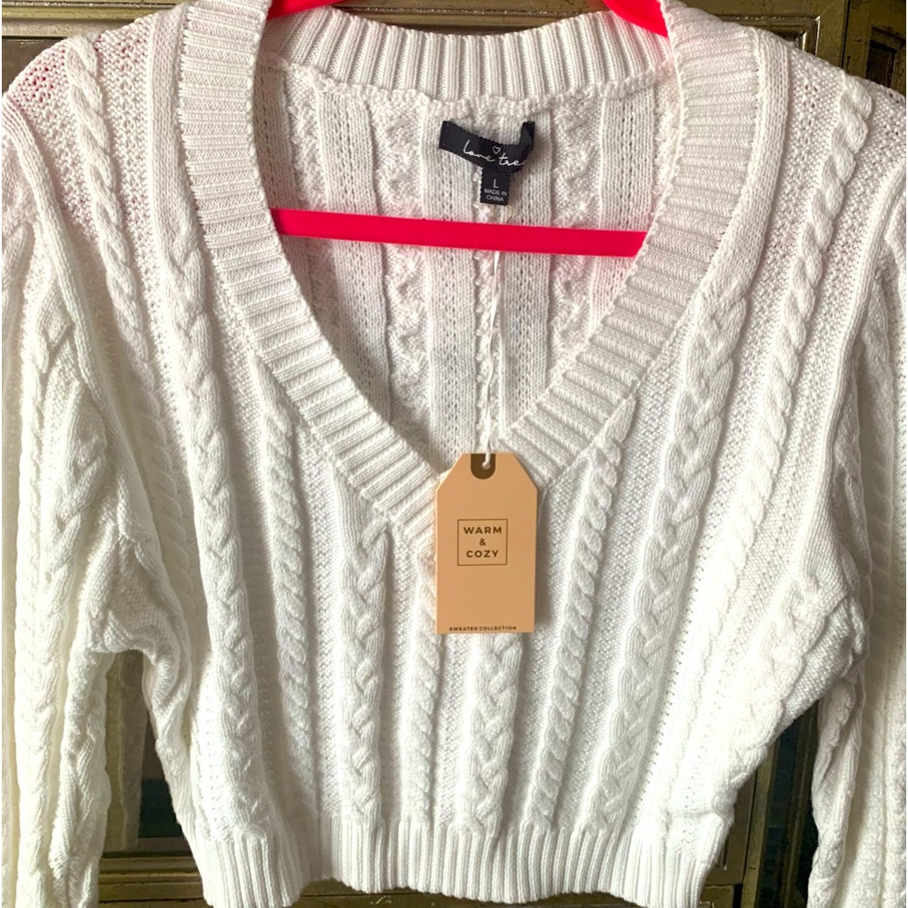 Love tree cable white crop knit sweater